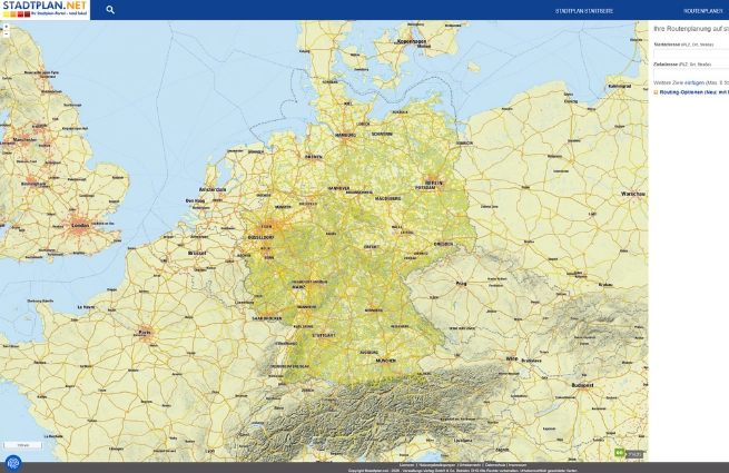 Interaktive WebGIS-Kartenanwendung mit Straßen- und Ortsdarstellung für Deutschland und angrenzende europäische Regionen